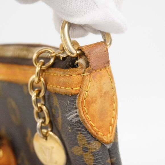 LOUIS VUITTON Brown Monogram Tote Bag - Picture 6 of 16